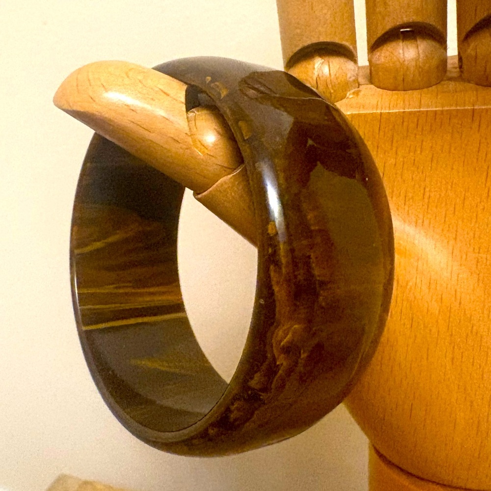 Vintage Brown Swirl Bakelite Bangle Bracelet - Picture 3 of 8